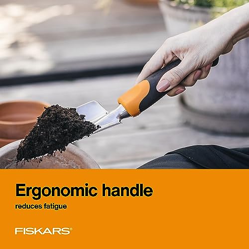 Fiskars Trowel, Heavy Duty Gardening Hand Tool with Hang Hole, For Digging and Planting, Rust Resistant Cast Aluminum