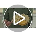 12oz Plastic Nacho Trays (100 Pack) Small Disposable Tray for Nachos & Cheese Dip, Concession Stand Supplies, Movie Night Snacks for Kids, Carnival Party Decorations, Food Boats, Snack Containers…
