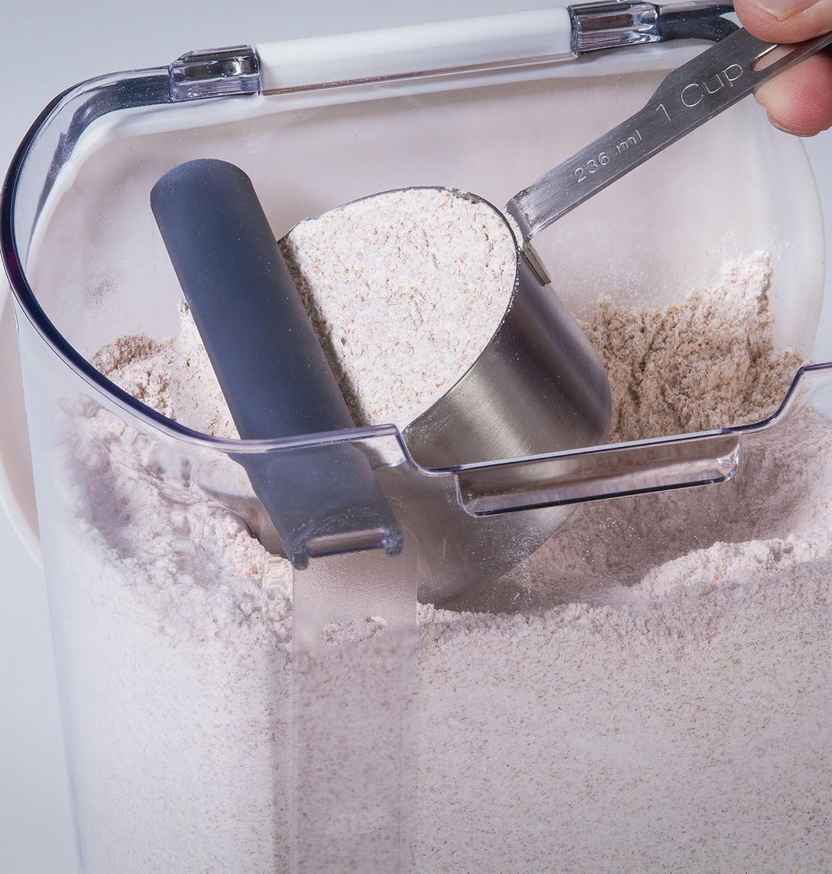 ProKeeper Flour Storage Container, 4-Quart, BPA-Free Plastic