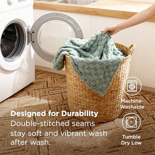 Bedsure GentleSoft Sage Green Throw Blanket for Couch - Checkered Fleece Blankets Gifts for Women Men Girls, Cute Soft Cozy Throw for Bedroom Home Decor Gifts, 50x60 Inches