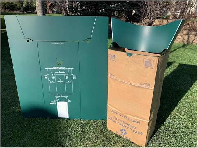 30 Gallon Lawn & Leaf 2-Ply Heavy-Duty Yard Waste Compost Refuse Paper Bags, Eco-Friendly, Tear Resistant, Self Standing, Biodegredable, Made in USA, 10 Count