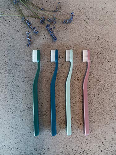 Jordan* ® | Green Clean Manual Toothbrush | Sustainable, Scandinavian Design, Soft Bristles, Mixed Colors | 4 Units