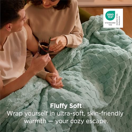 Bedsure GentleSoft Sage Green Throw Blanket for Couch - Checkered Fleece Blankets Gifts for Women Men Girls, Cute Soft Cozy Throw for Bedroom Home Decor Gifts, 50x60 Inches